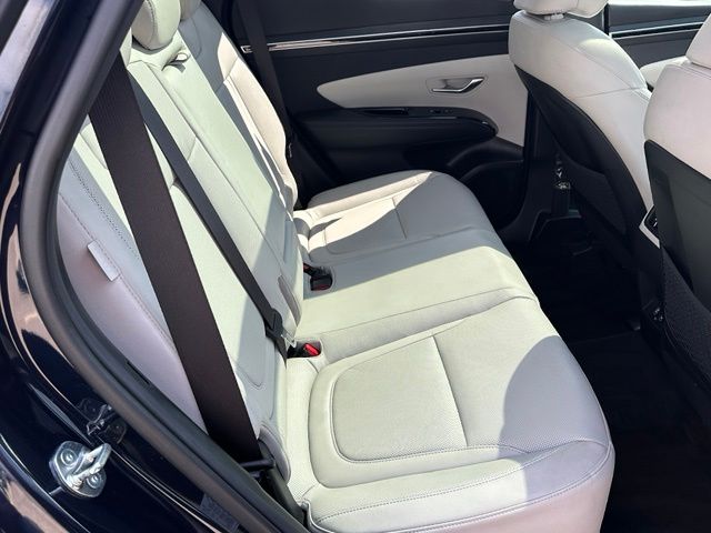 2024 Hyundai Tucson Hybrid Limited — photo 11 of 40