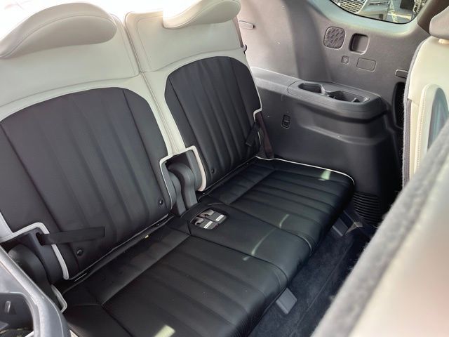 2024 Kia EV9 GT-Line — photo 12 of 44
