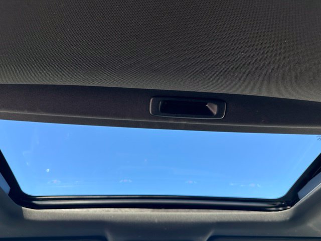 2024 Honda CR-V Hybrid Sport Touring — photo 17 of 31