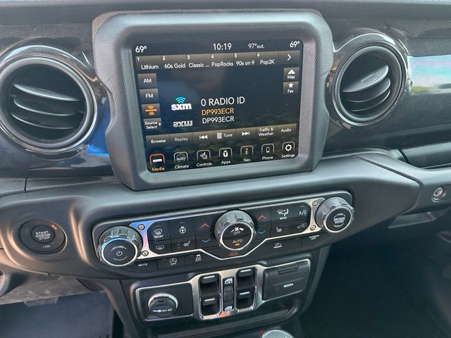2022 Jeep Wrangler Unlimited Sport Altitude — photo 20 of 26