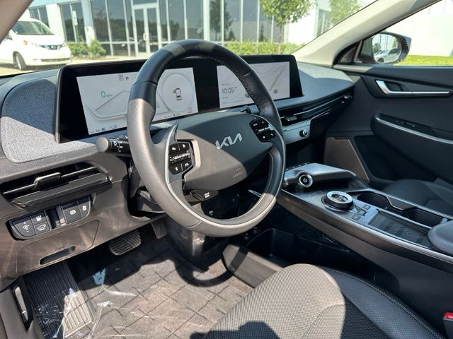 2023 Kia EV6 Wind — photo 21 of 38