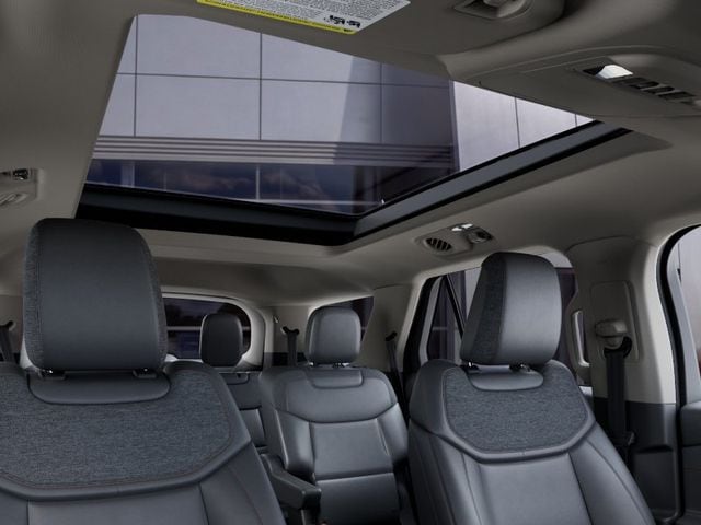 2027 Ford Explorer Active — photo 23 of 54
