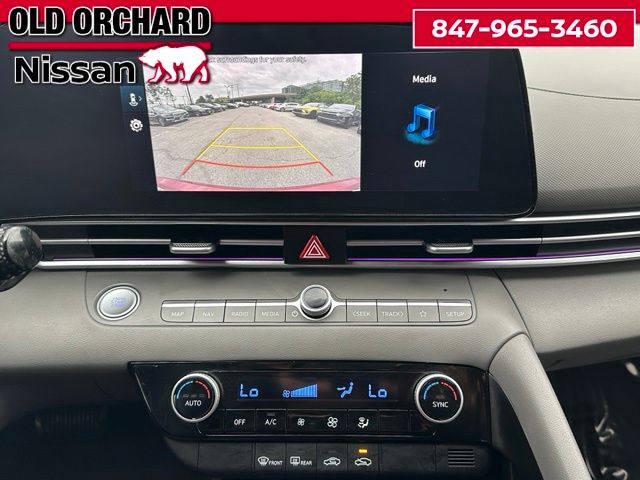 2024 Hyundai Elantra SEL — photo 17 of 21