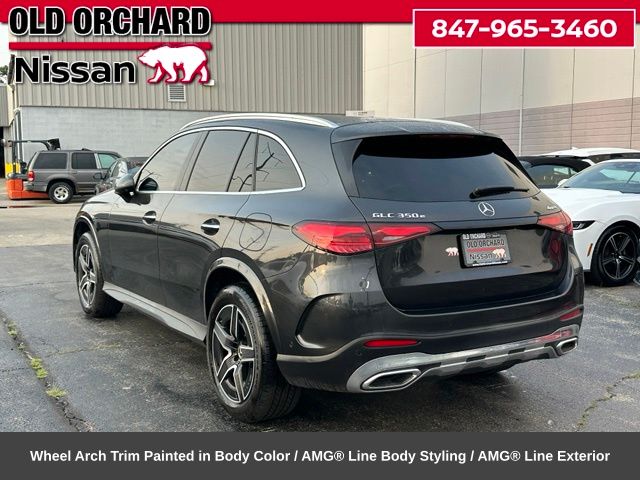 2025 Mercedes-Benz GLC GLC 350e — photo 9 of 23