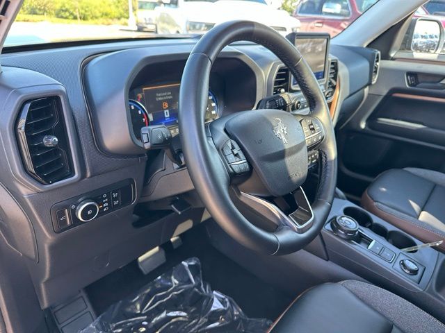 2024 Ford Bronco Sport Outer Banks — photo 20 of 27
