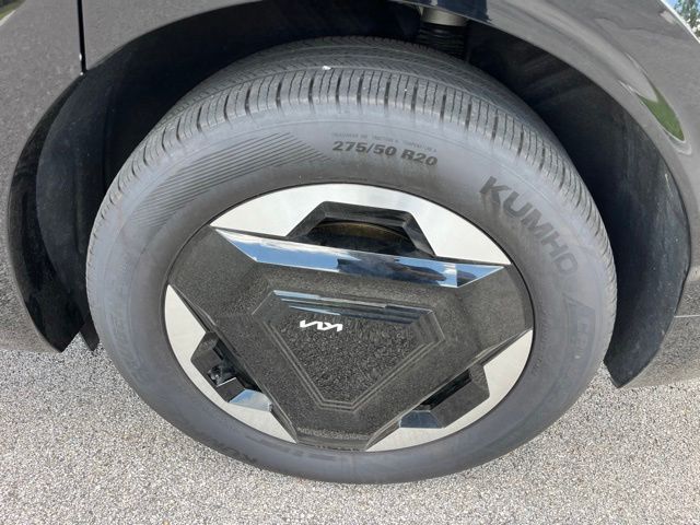 2024 Kia EV9 Land — photo 8 of 45