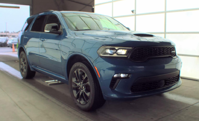 2023 Dodge Durango GT Premium — photo 2 of 8