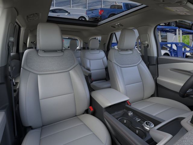 2026 Ford Explorer Active — photo 11 of 54