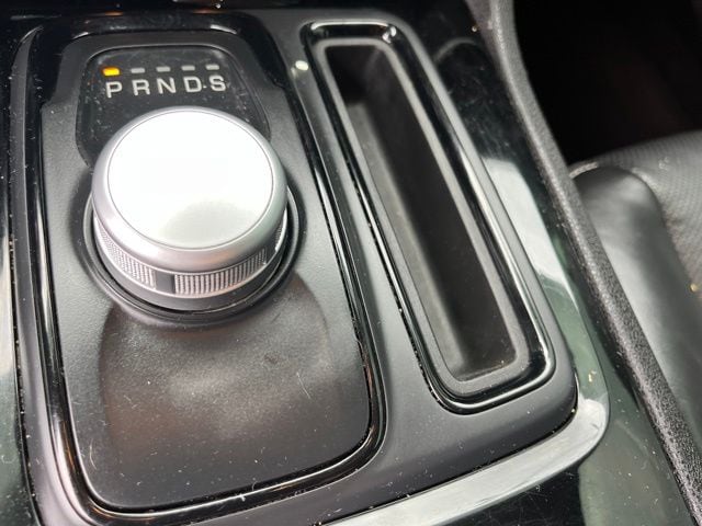 2021 Chrysler 300 S — photo 19 of 26