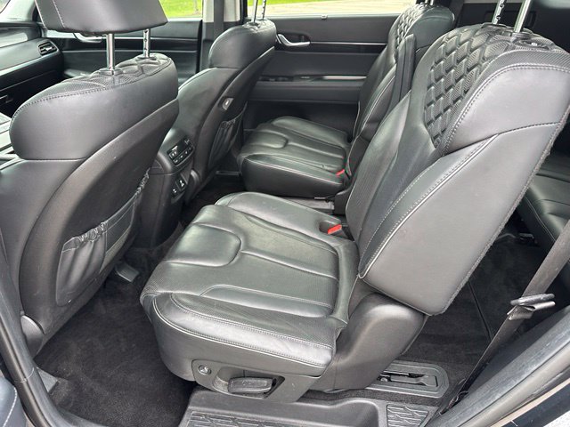 2021 Hyundai Palisade Limited — photo 16 of 41
