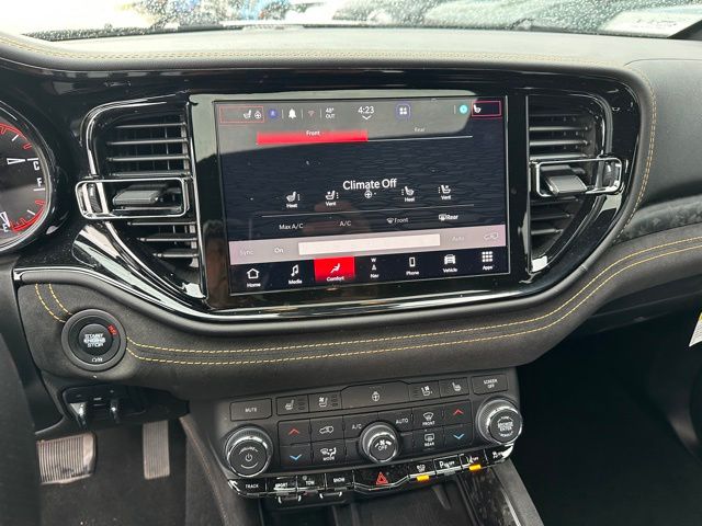 2023 Dodge Durango R/T — photo 22 of 27