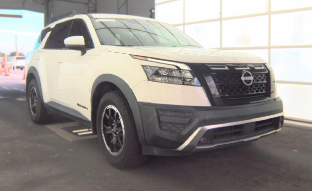 2024 Nissan Pathfinder Rock Creek — photo 2 of 8