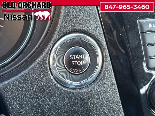 2022 Nissan Rogue Sport SL — photo 17 of 22