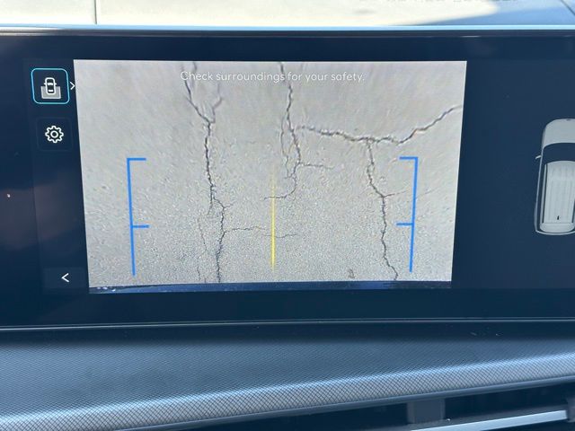 2025 Hyundai Santa Fe SEL — photo 25 of 28