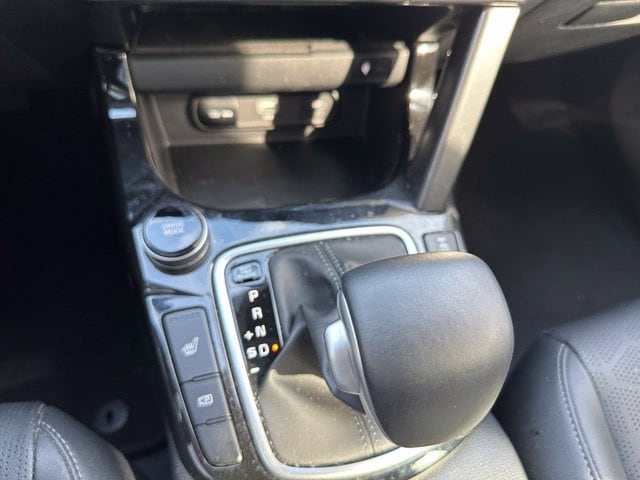 2025 Kia Seltos SX — photo 19 of 25