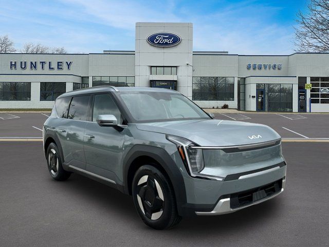 2024 Kia EV9 Wind — photo 3 of 44