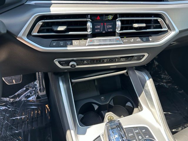 2022 BMW X6 xDrive40i — photo 24 of 29