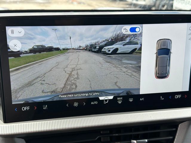 2025 Ford Explorer ST-Line — photo 26 of 31