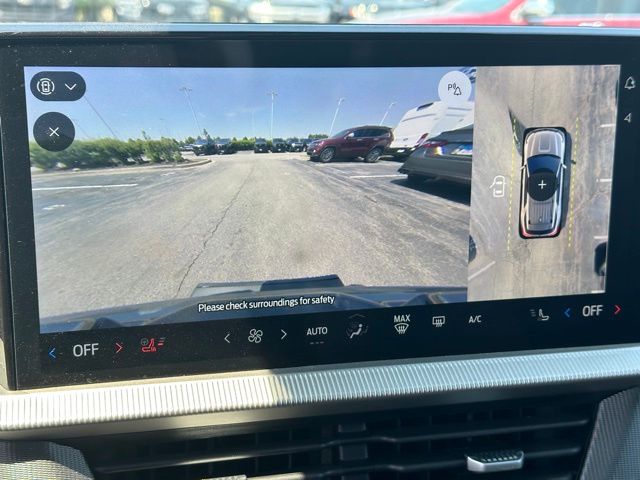 2025 Ford Explorer ST — photo 29 of 35