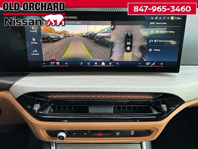 2025 BMW 3 Series 330i xDrive — photo 19 of 23
