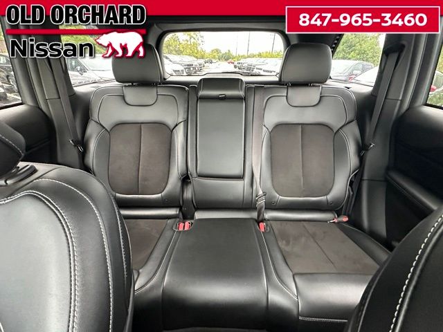 2023 Jeep Grand Cherokee Altitude X — photo 14 of 23