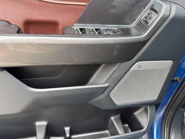 2023 Ford F-150 Lariat — photo 17 of 29