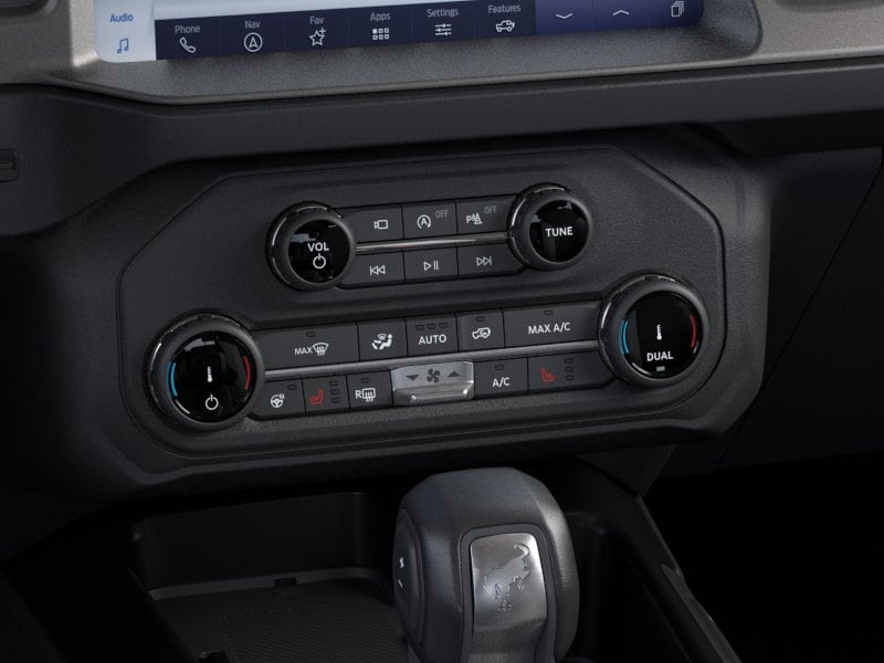 2026 Ford Bronco Outer Banks — photo 41 of 57
