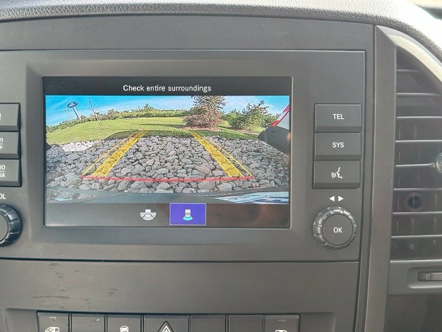 2023 Mercedes-Benz Metris Passenger — photo 21 of 26
