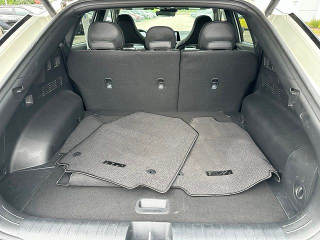 2024 Kia EV6 GT — photo 12 of 37
