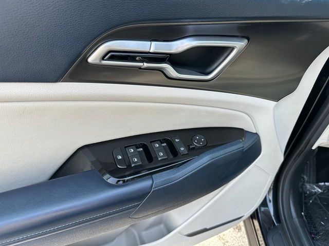 2024 Kia Sportage Hybrid EX — photo 21 of 31