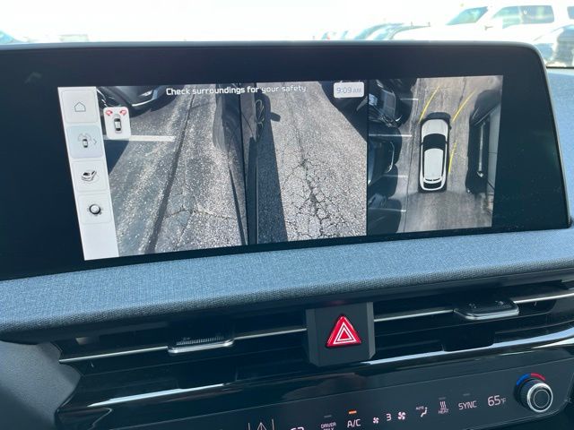 2023 Kia EV6 Wind — photo 23 of 32