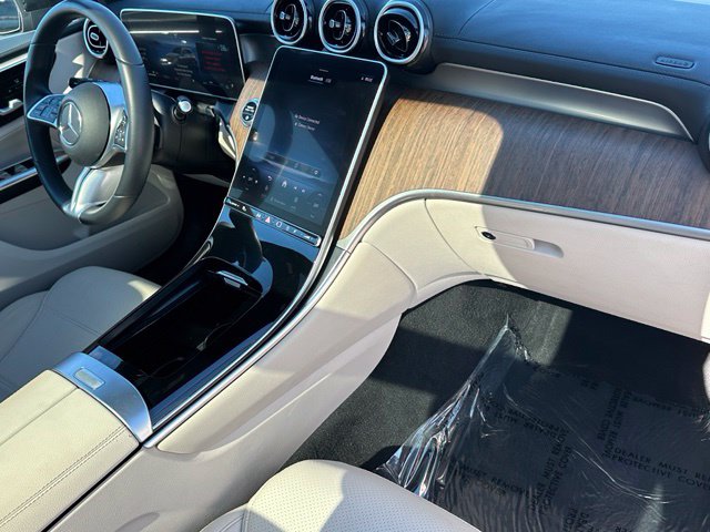 2024 Mercedes-Benz GLC GLC 300 — photo 10 of 31