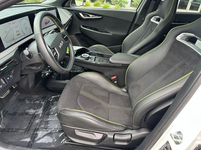 2024 Kia EV6 GT — photo 19 of 37