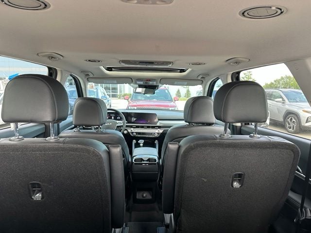 2024 Kia Telluride S — photo 13 of 52