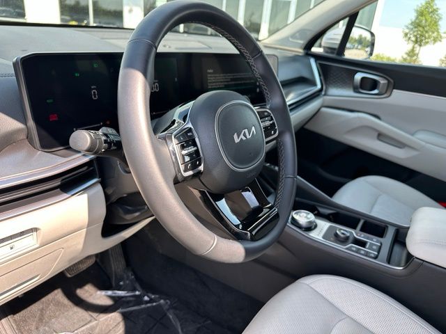 2025 Kia Sorento Plug-In Hybrid EX — photo 25 of 34