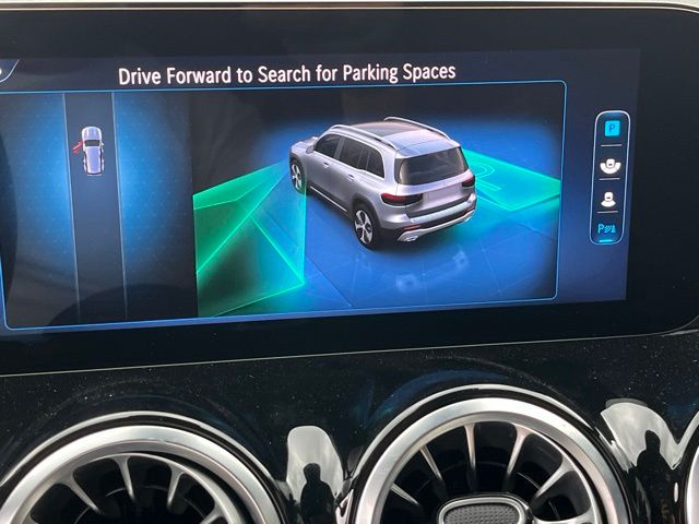 2025 Mercedes-Benz GLB GLB 250 — photo 26 of 30