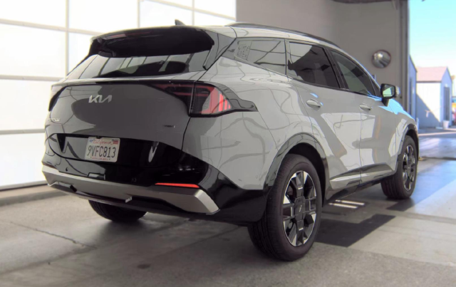 2026 Kia Sportage Hybrid SX Prestige — photo 3 of 10