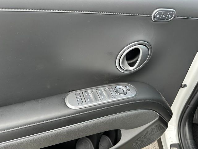 2026 Hyundai Palisade Calligraphy — photo 24 of 43