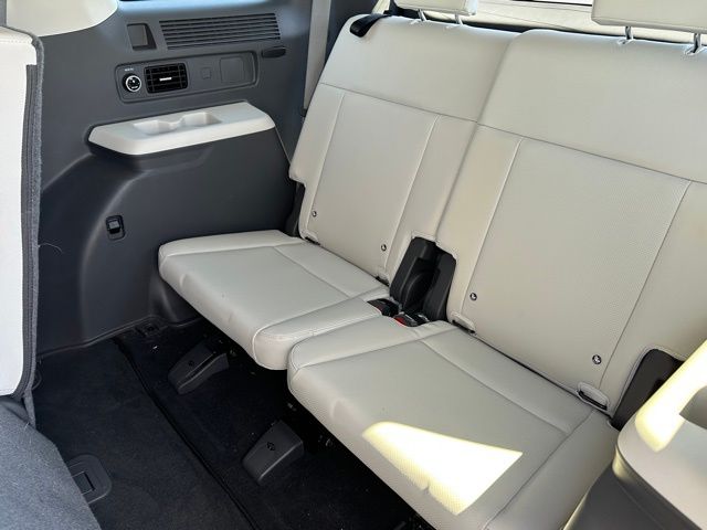 2025 Hyundai Santa Fe SEL — photo 14 of 28