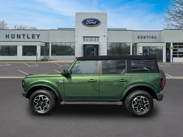 2023 Ford Bronco Outer Banks — photo 7 of 25