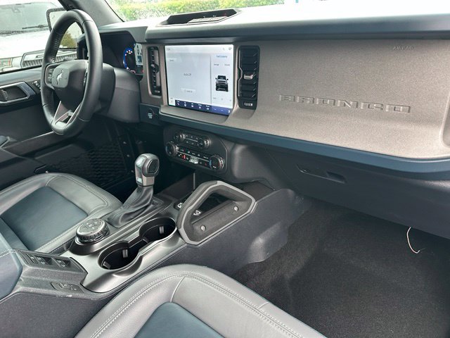2024 Ford Bronco Outer Banks — photo 9 of 31