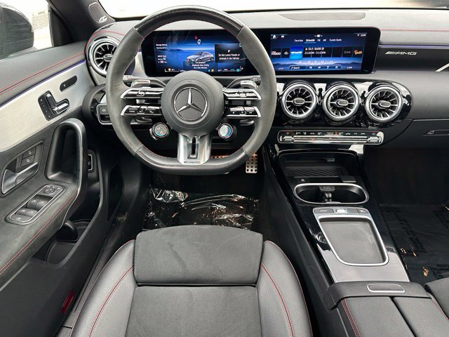 2025 Mercedes-Benz CLA CLA 35 AMG® — photo 15 of 31