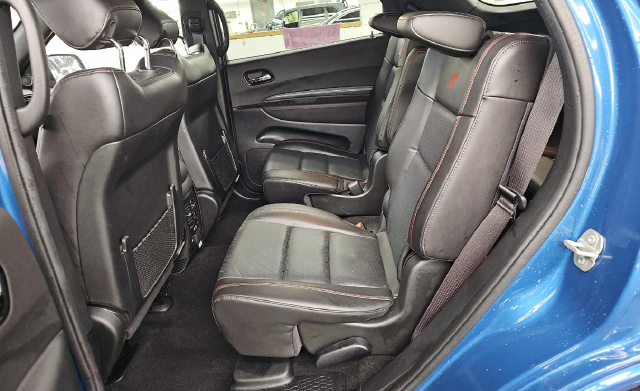 2023 Dodge Durango GT Premium — photo 7 of 8