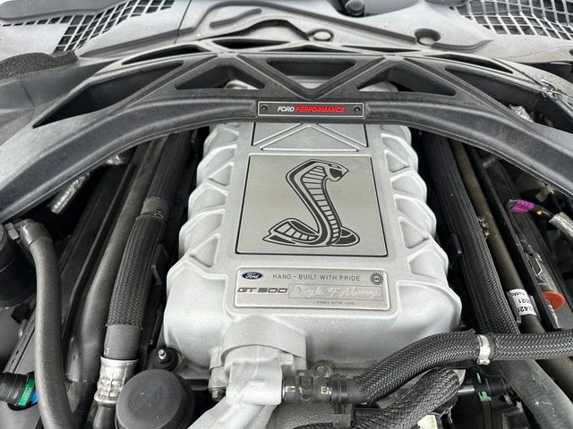 2021 Ford Mustang Shelby GT500 — photo 34 of 49