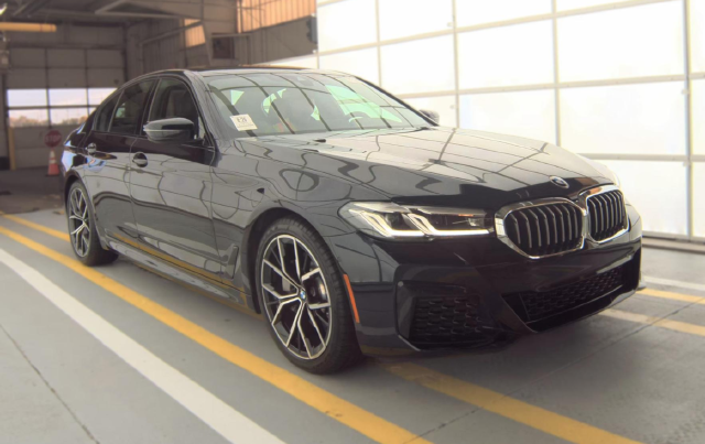 2023 BMW 5 Series 530i xDrive — photo 3 of 11
