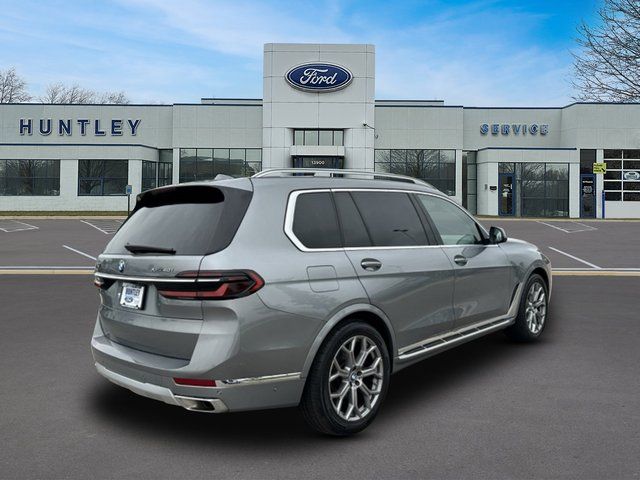 2024 BMW X7 xDrive40i — photo 5 of 48