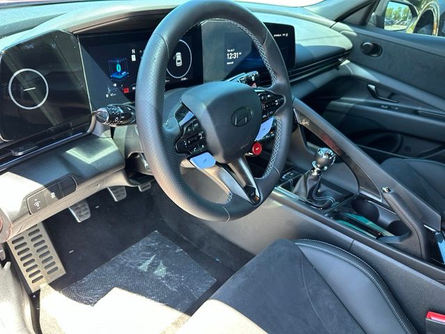 2024 Hyundai Elantra N Base — photo 19 of 29
