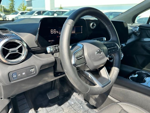 2025 Chevrolet Blazer EV LT — photo 24 of 33