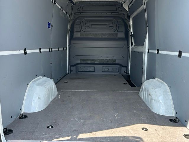 2025 Mercedes-Benz Sprinter 2500 Cargo 144 WB — photo 14 of 26