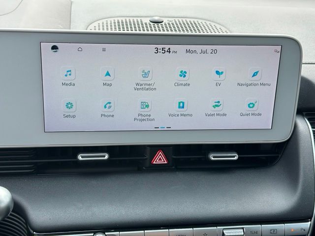 2023 Hyundai IONIQ 5 Limited — photo 25 of 38